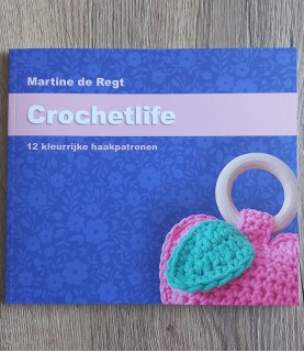 Crochetlife - 12 kleurrijke haakpatronen